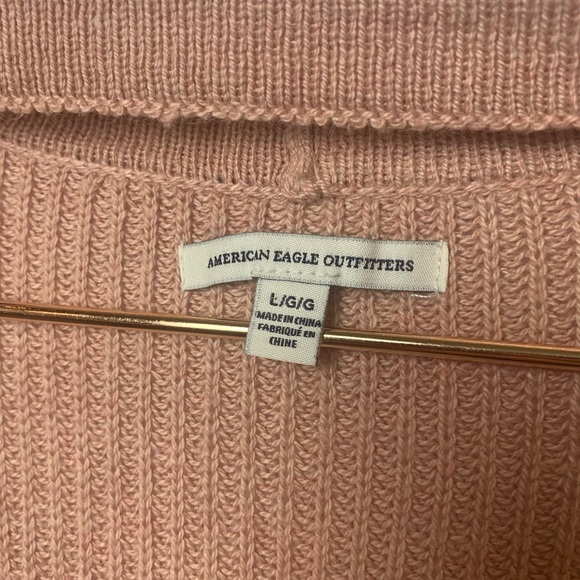 ❌ SOLD ❌ AMERICAN EAGLE Choker Neck Pullover Sweater - Picture 7 of 7